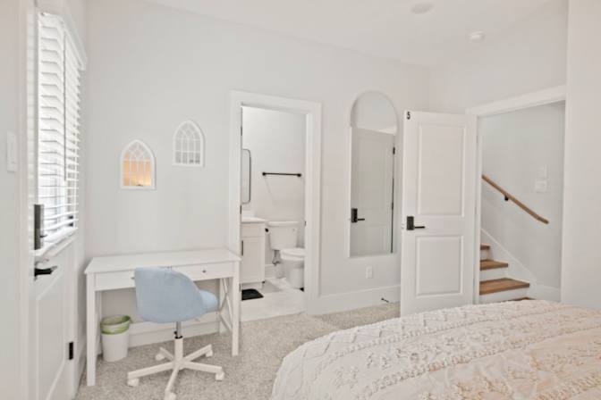 Alaettin ozdemir's room