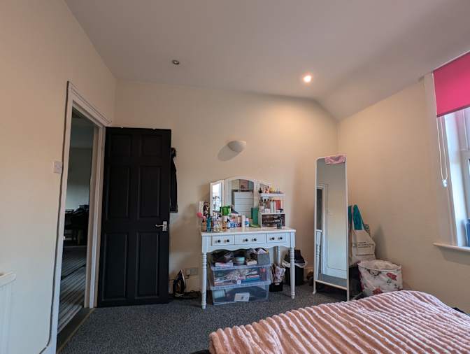 Latifa's room