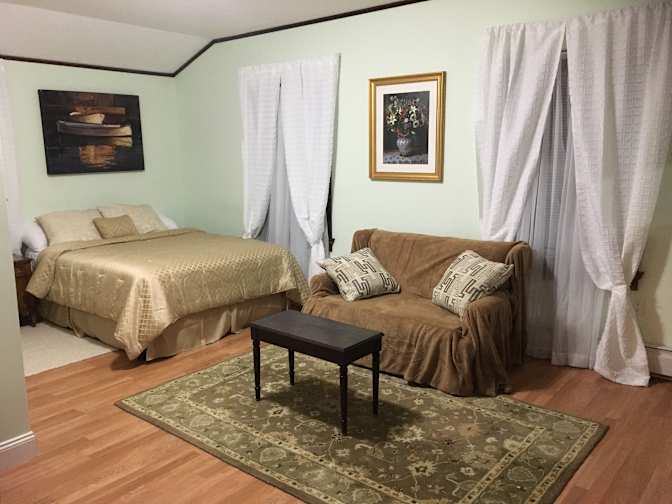 jada annel green's room