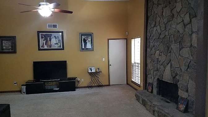 Alcove Rooms's room