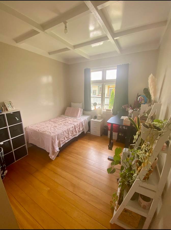Hannah's room