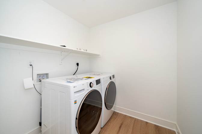 Alcove Rooms's room