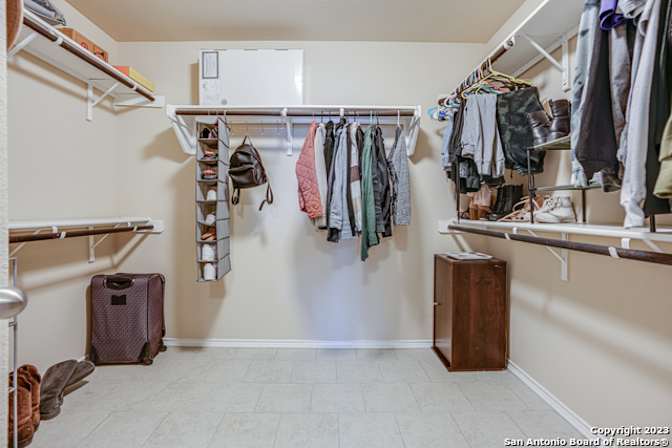 Carolina's room