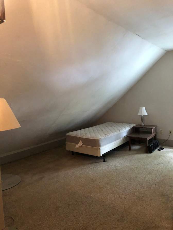 Bores's room