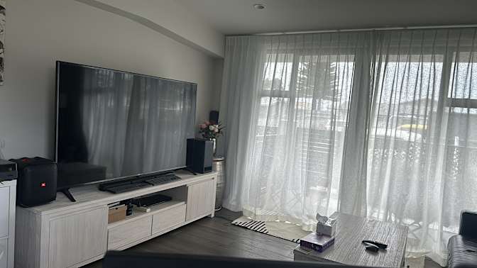 Carl's room