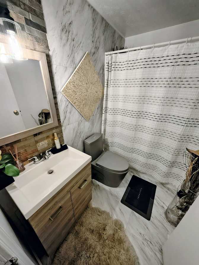 Carmen Rosa Giddings's room