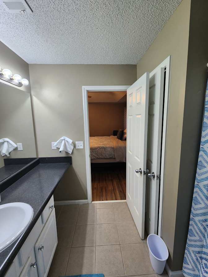 CL&C Property Management and Consulting's room