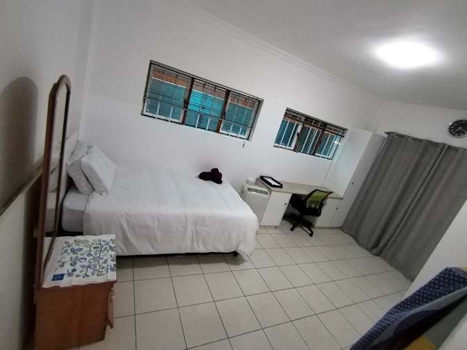 Yolanda Maureen Johnson's room