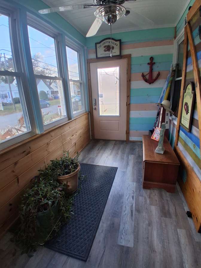 Glenda Elkins's room