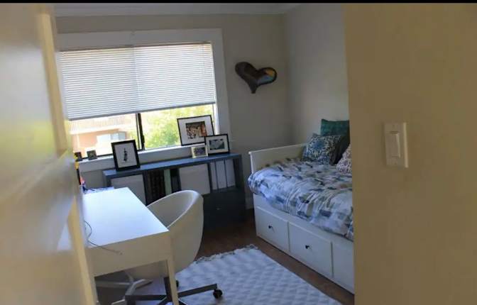 Michelle Schechtman's room