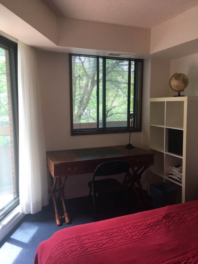 Nadir's room