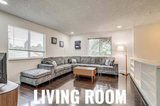 HomeCrew's room