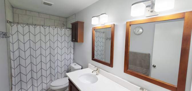 Jason Bryan, Realtor's room