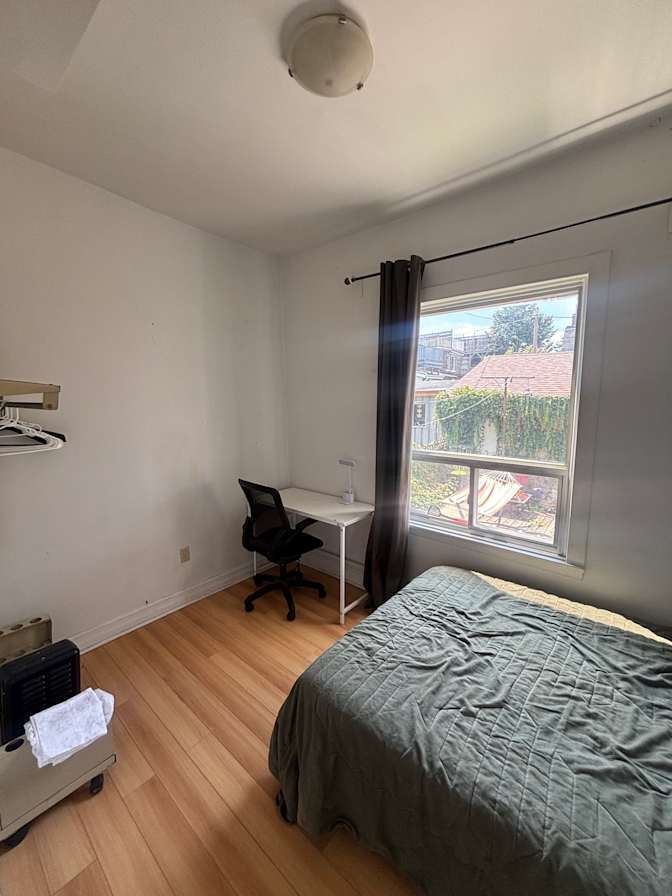 Jesse's room
