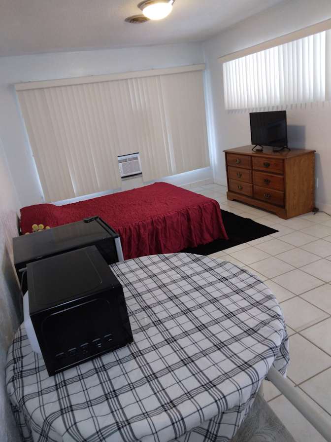 Oscar's room