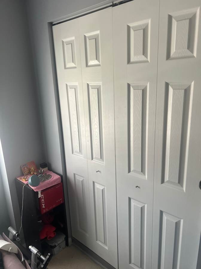 rahul mehra's room