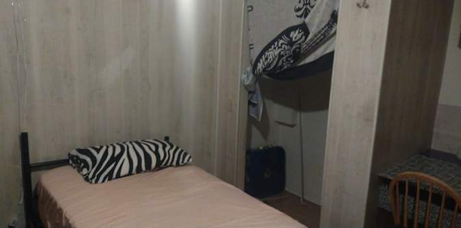 Darren's room