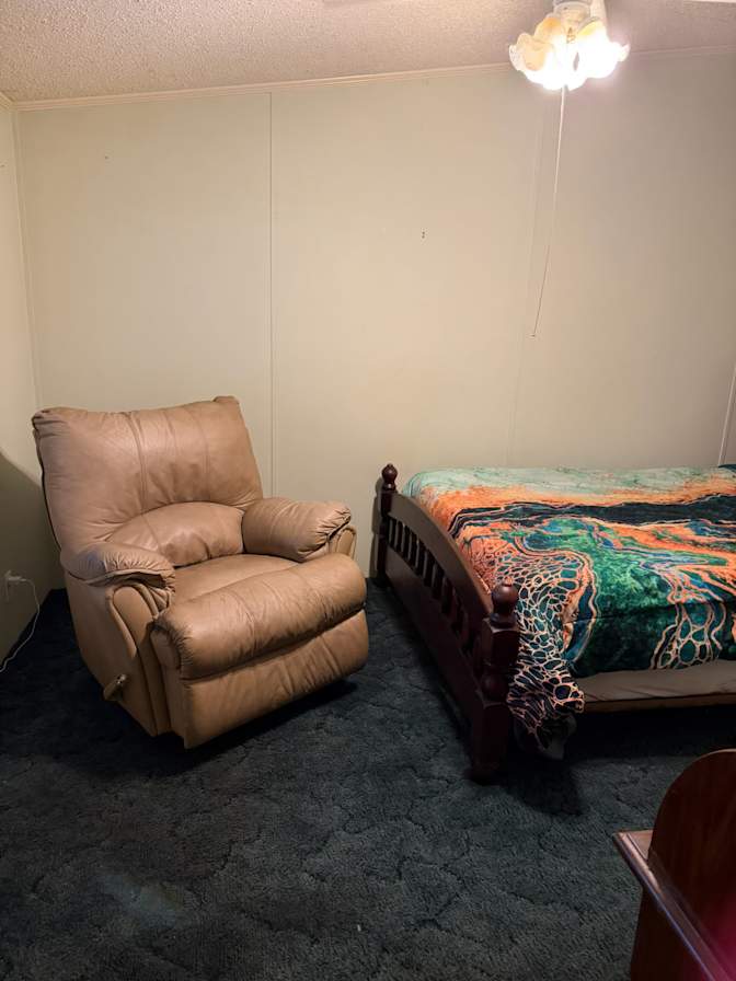 Bill's room