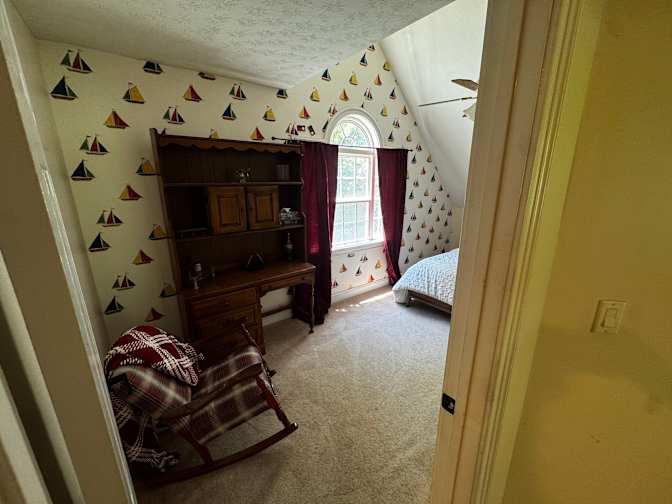 Alcove Rooms's room