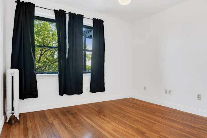 Sam June's room