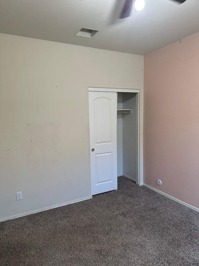 Niyi's room