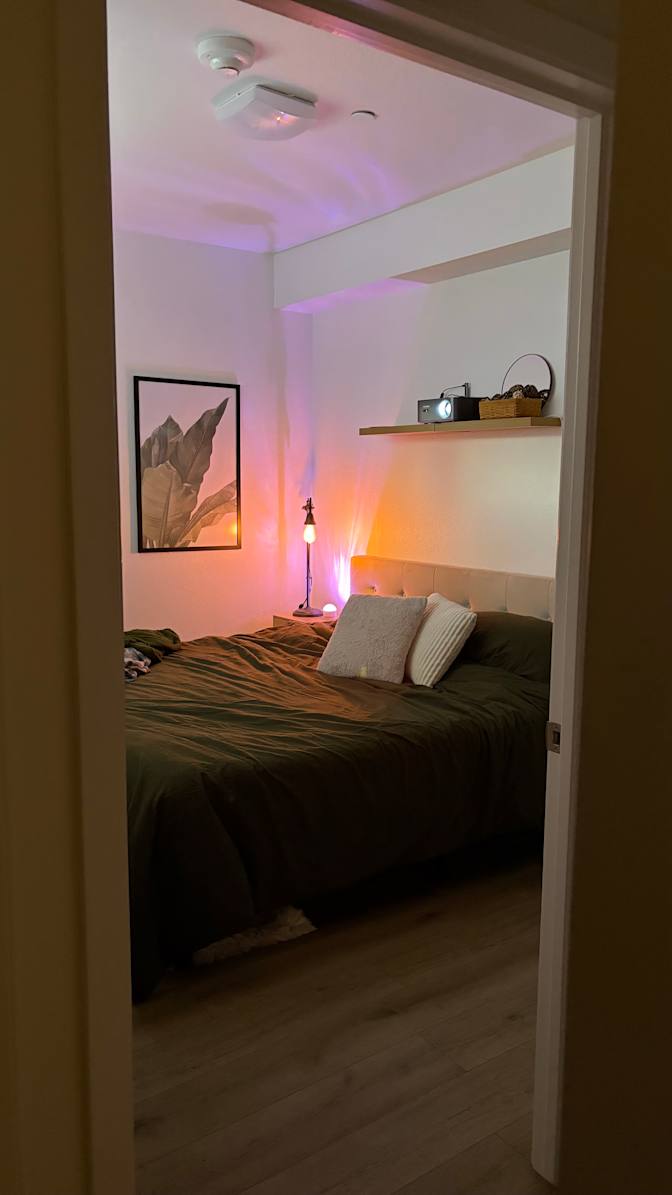 Nick L's room