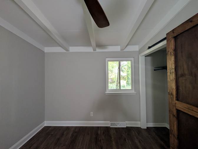 Alcove Rooms's room