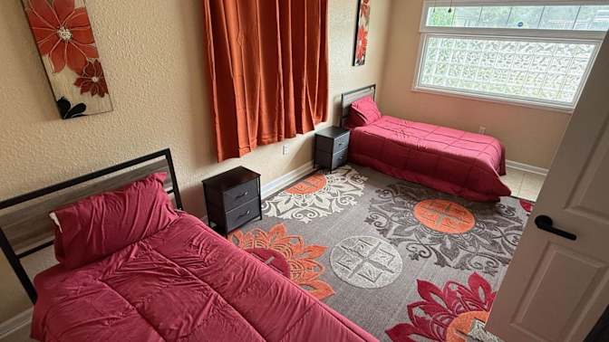 PadSplit's room