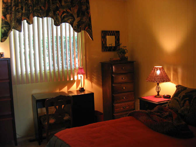 Aeyrie's room