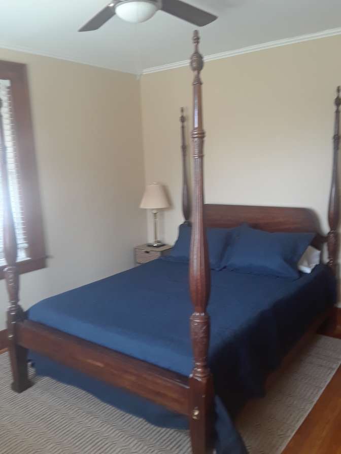 Leon's room