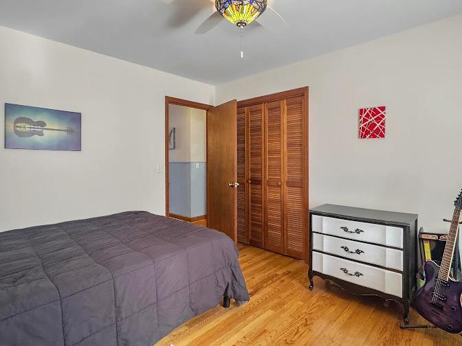 christopher wieters's room