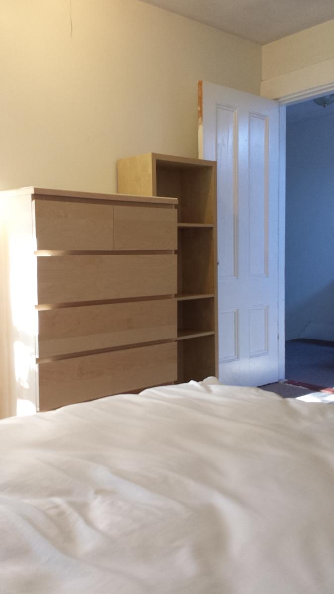 Dina's room