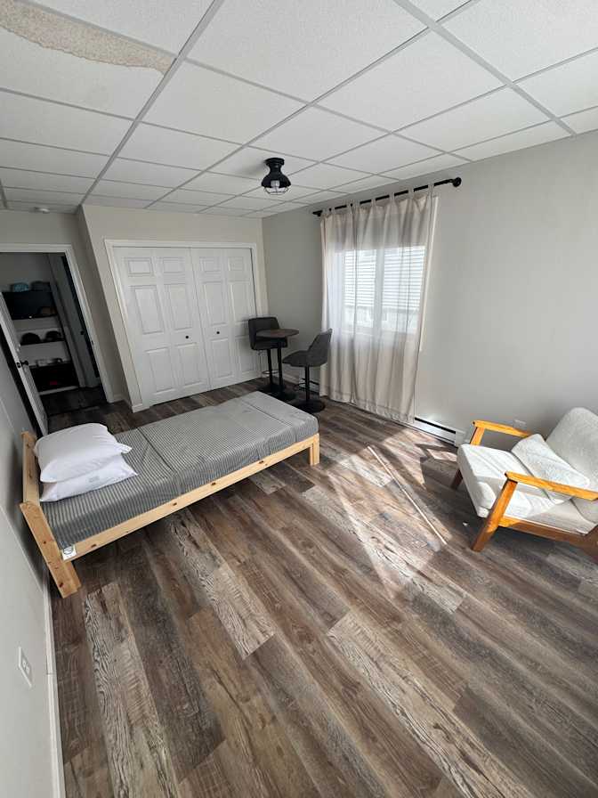Eros's room