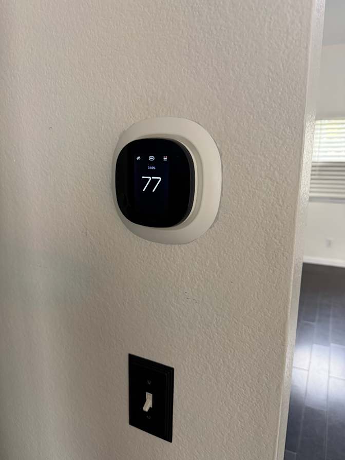 Liz's room