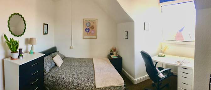 Ash's room