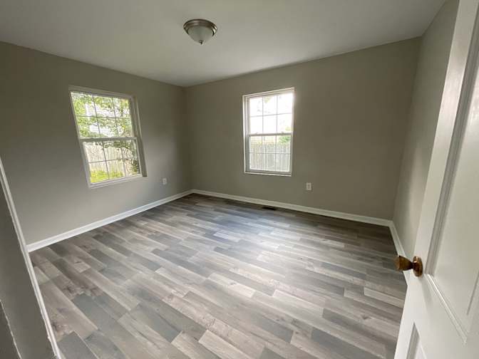 Alcove Rooms's room
