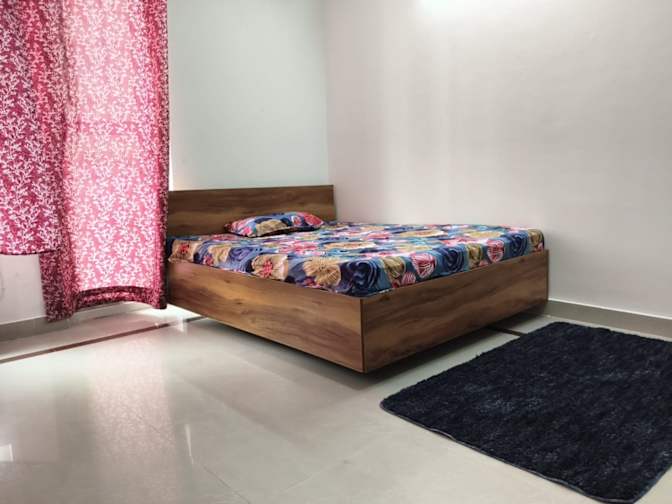 Divyanshi's room