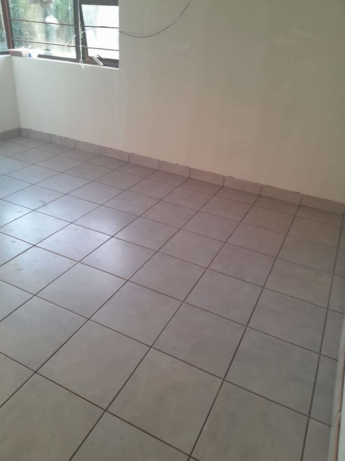 Ndabezinhle's room