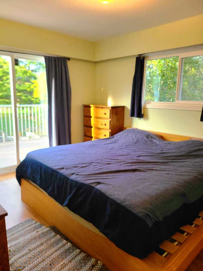 Ben's room
