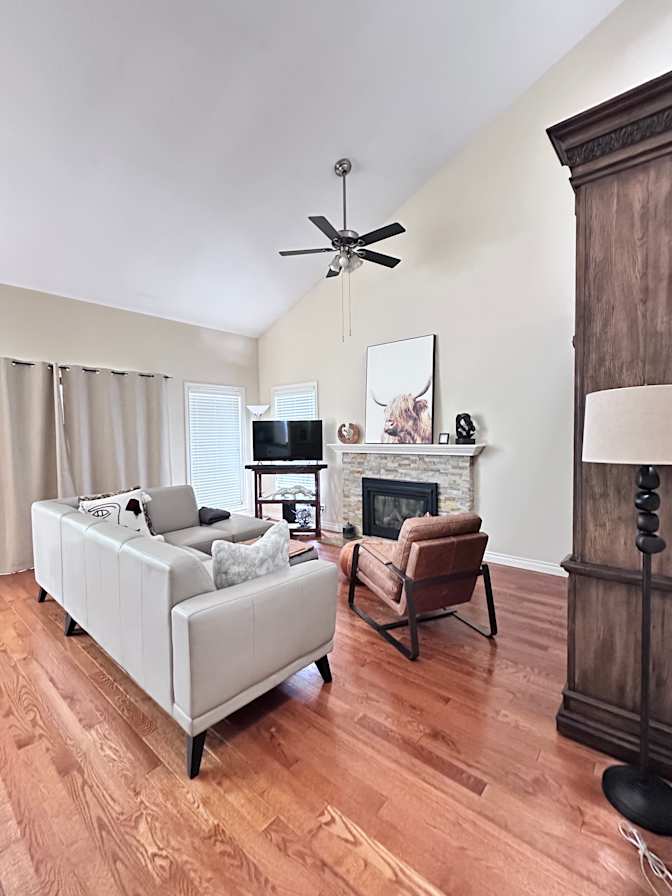 Linda's room