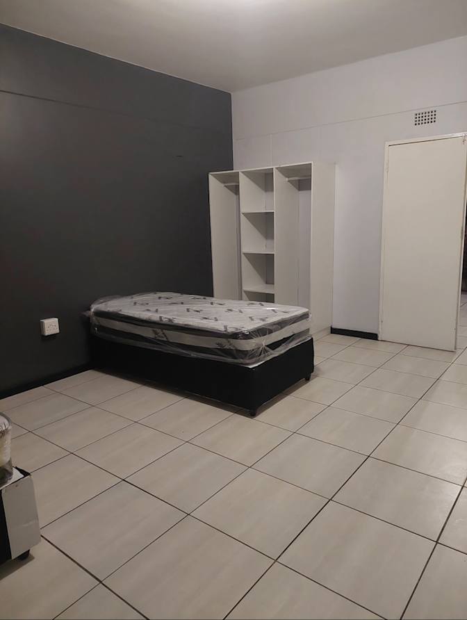 Feechy Makoni's room