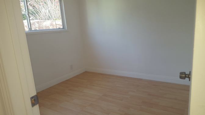 Jacquelyn Empalmado's room