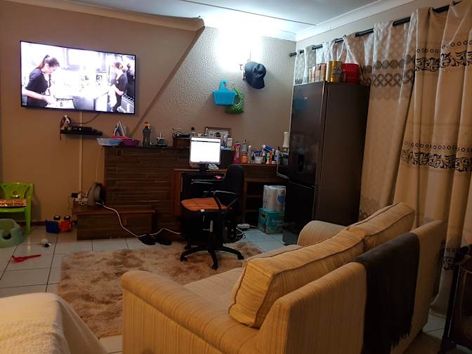 Tee's room