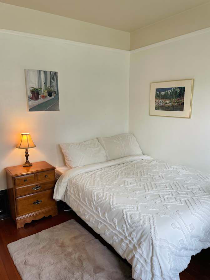 Isabelle's room