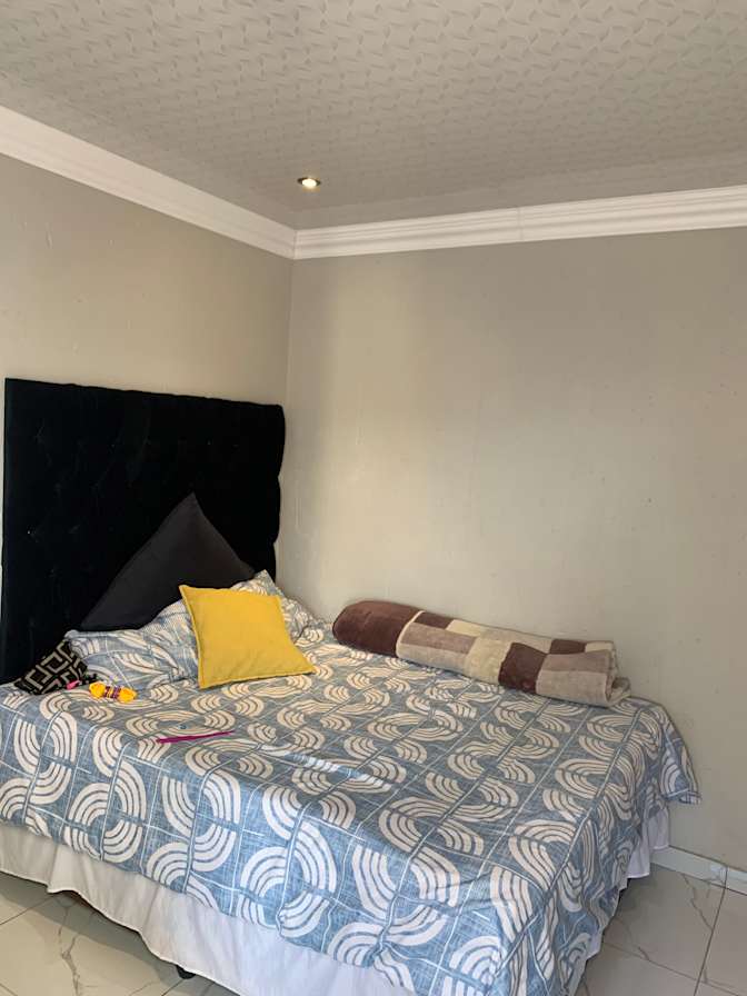 Oupa's room