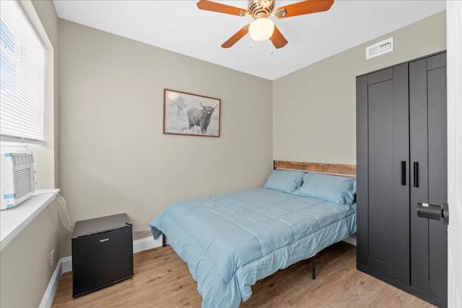 Oscar's room