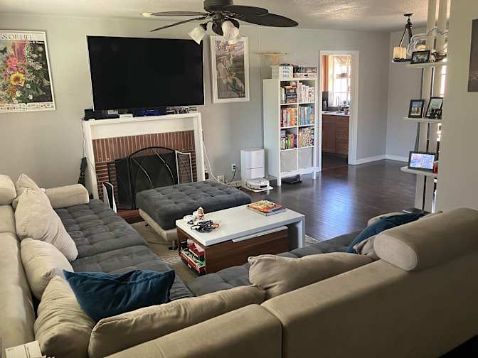 Oscar's room