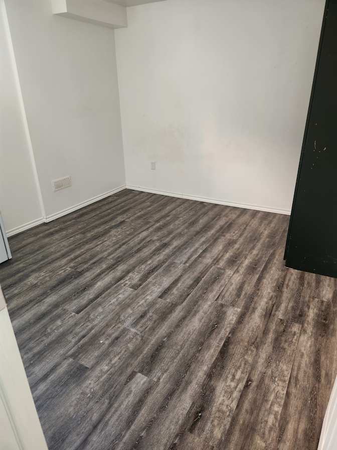 Ebude's room