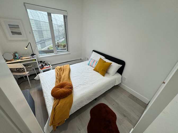 Van House's room