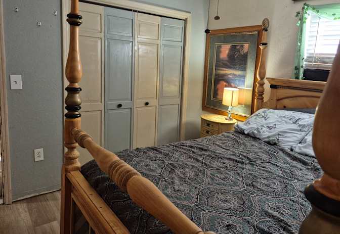 Keith Burnes's room